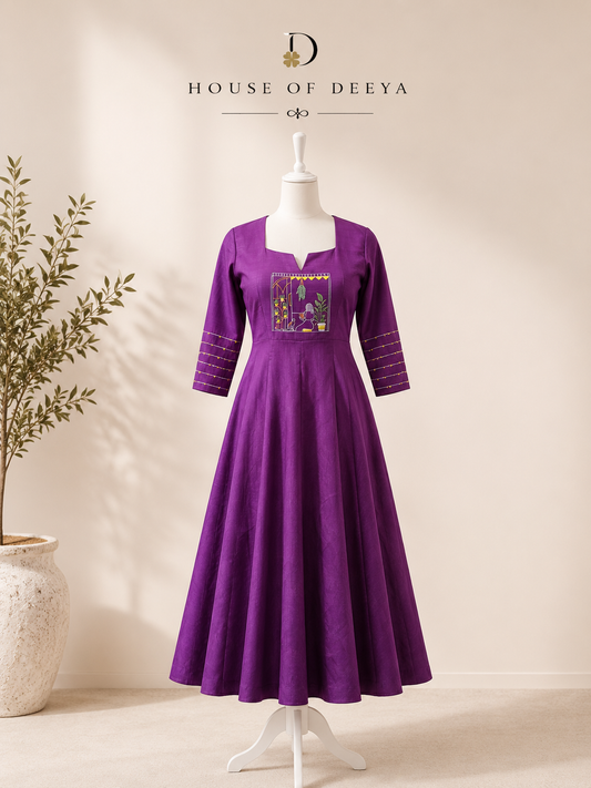 By the window garden - "IN HER TIME" COLLECTION